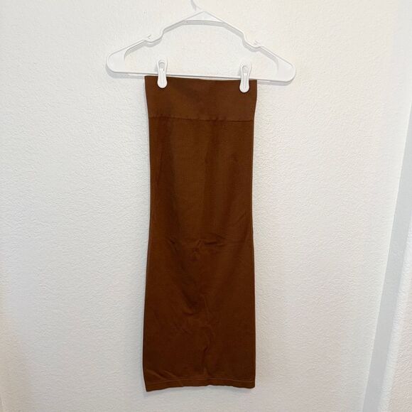 Nasty Gal Brown Ribbed Bodycon Midi Skirt - Picture 2 of 3